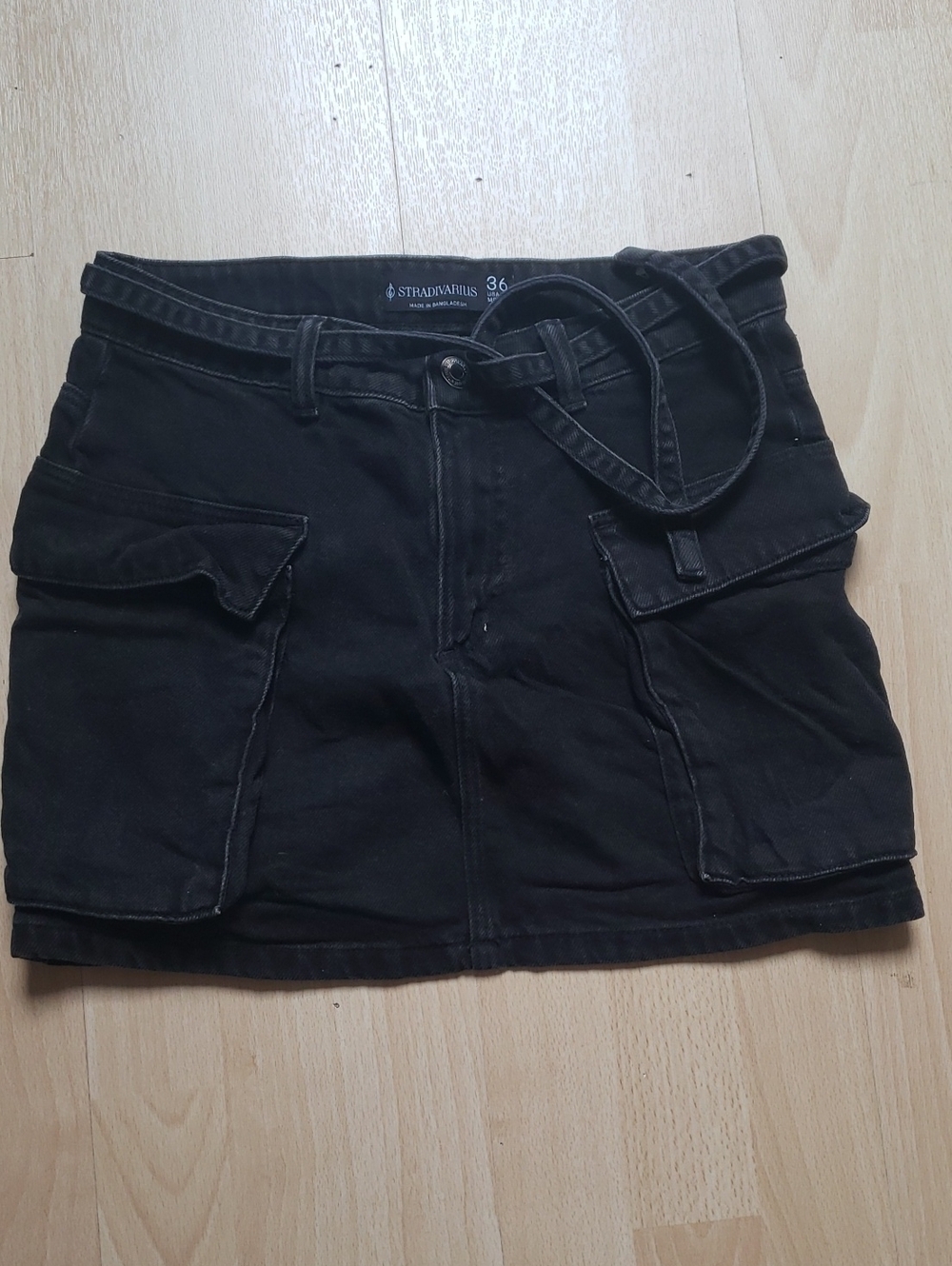 Stradivarius Black Cargo Mini Denim Skirt with Belt Size 36